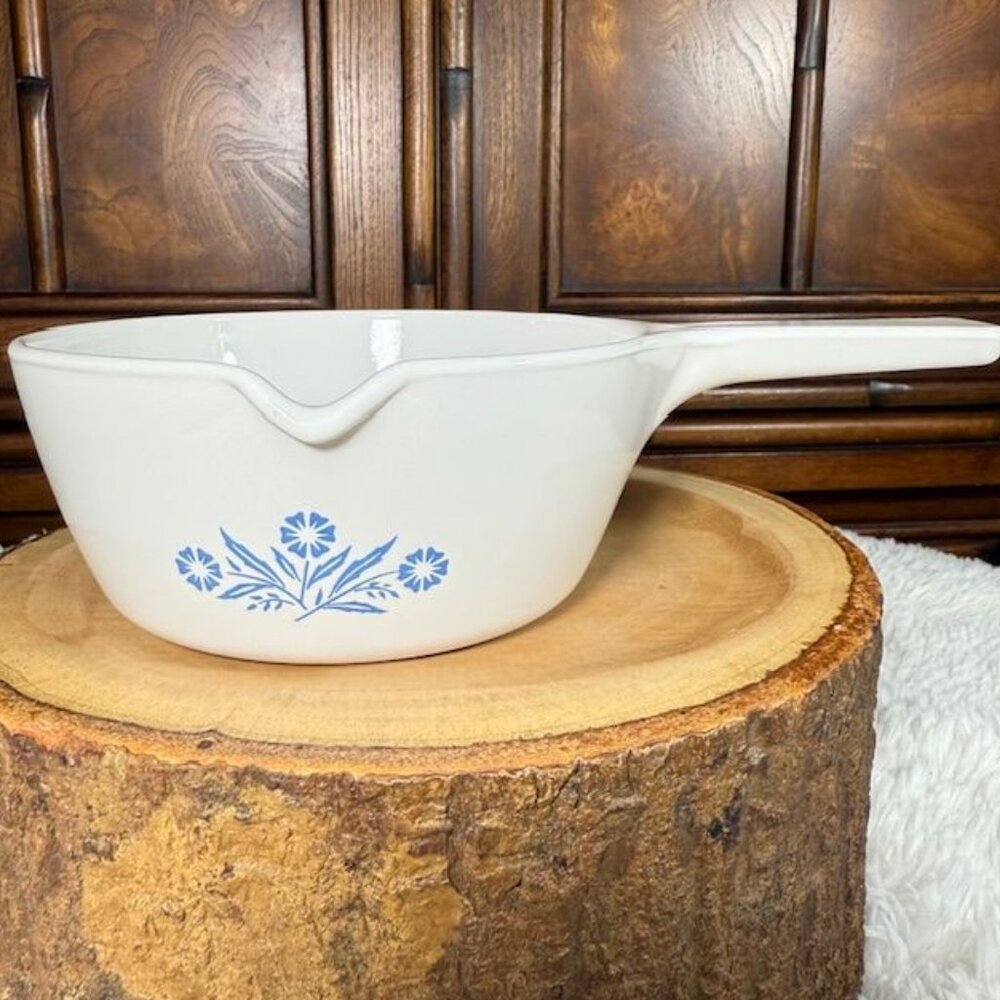 Vintage CorningWare Cornflower Blue 2.5 Cup Saucepan P-89-B